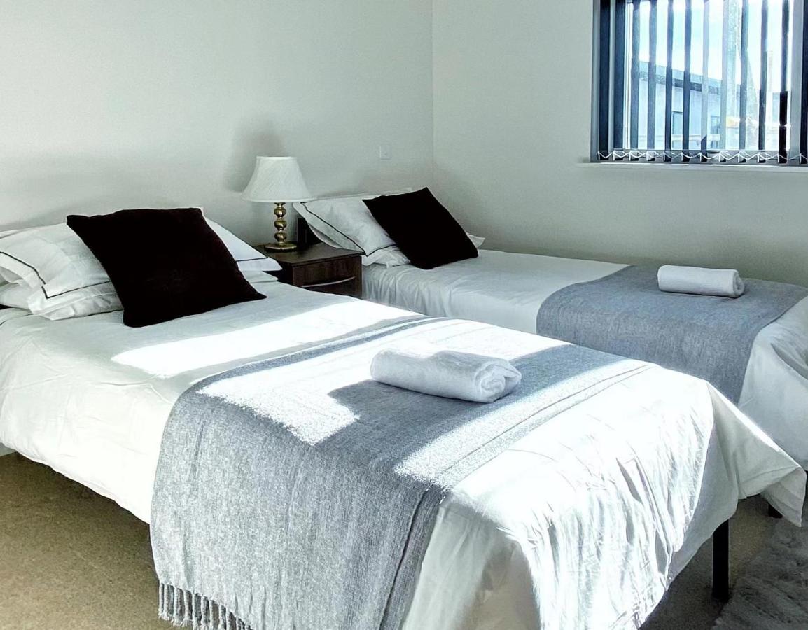 Artistic And Luxurious Apt With Sea View. Beach Side سوانسي المظهر الخارجي الصورة